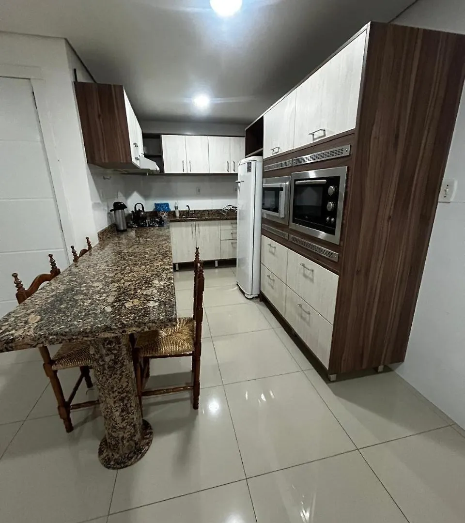 Apartamento 402, London Avenida 18 De Fevereiro 피라투바 0*,